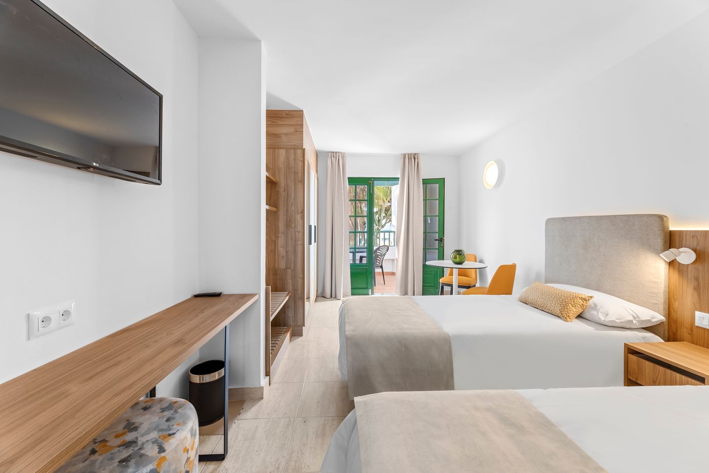 TROPICANA APARTAMENTOS