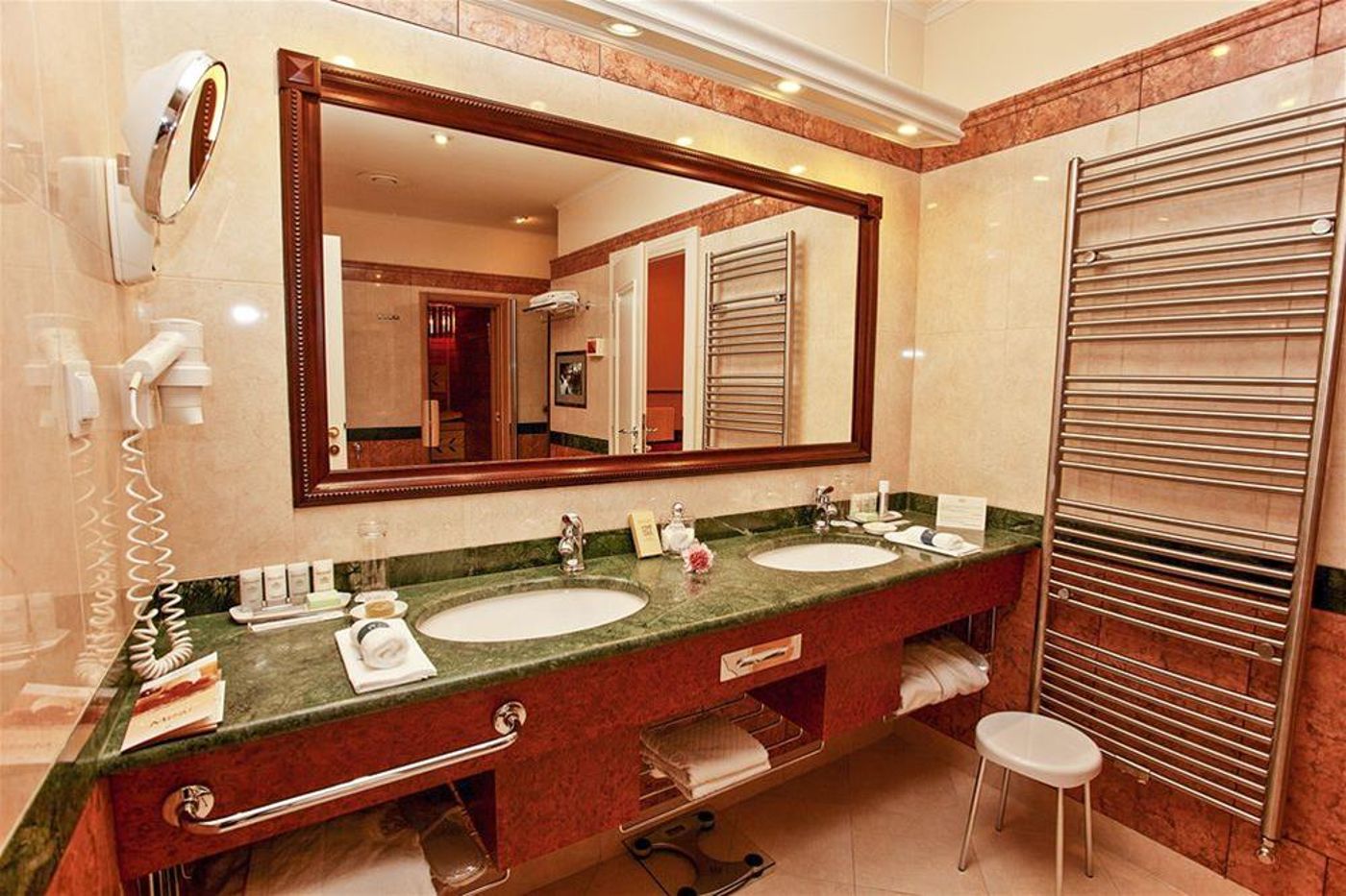 Carlsbad Plaza-Czech Republic-KARLSBAD -General view-8