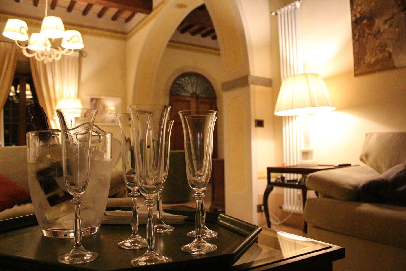 B-B-VillAmorosa-Restaurant-17