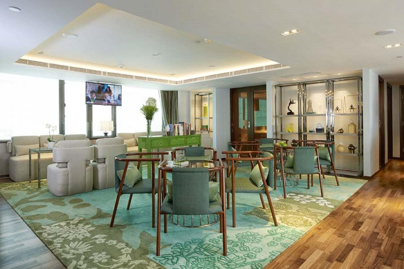 Wharney-Hotel-Room-10