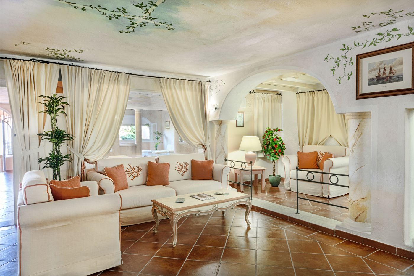 Colonna-Beach-Hotel---Residence-Lobby-37