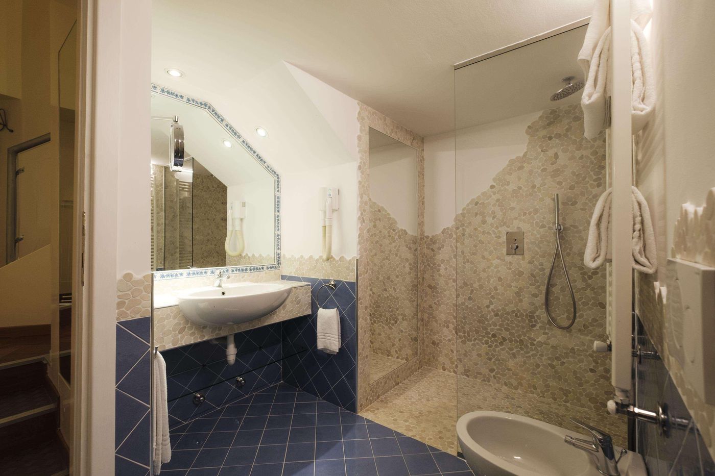 Residence Sacchi - Italy - TORINO - Room - 9