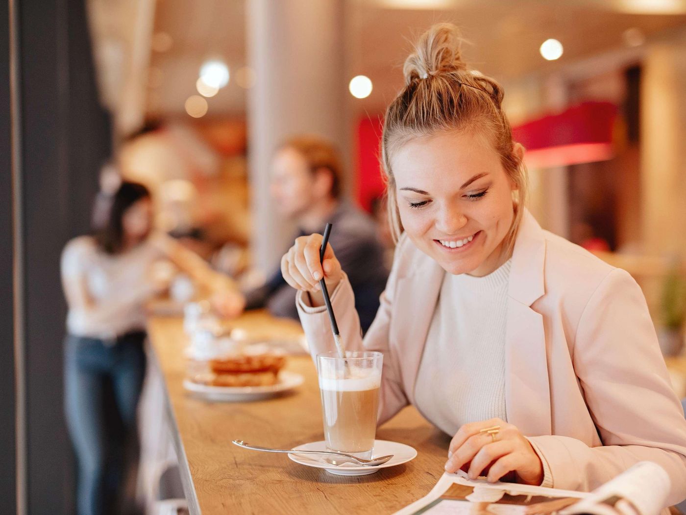 Novotel-Berlin-Mitte-Bar-17