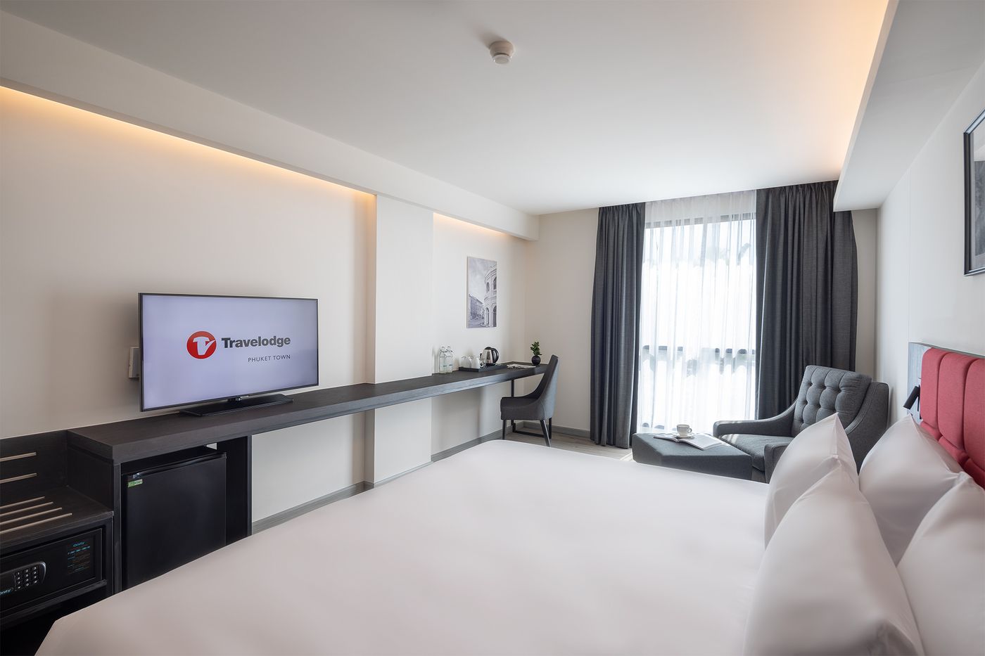 TRAVELODGE-PHUKET-TOWN-Room-8