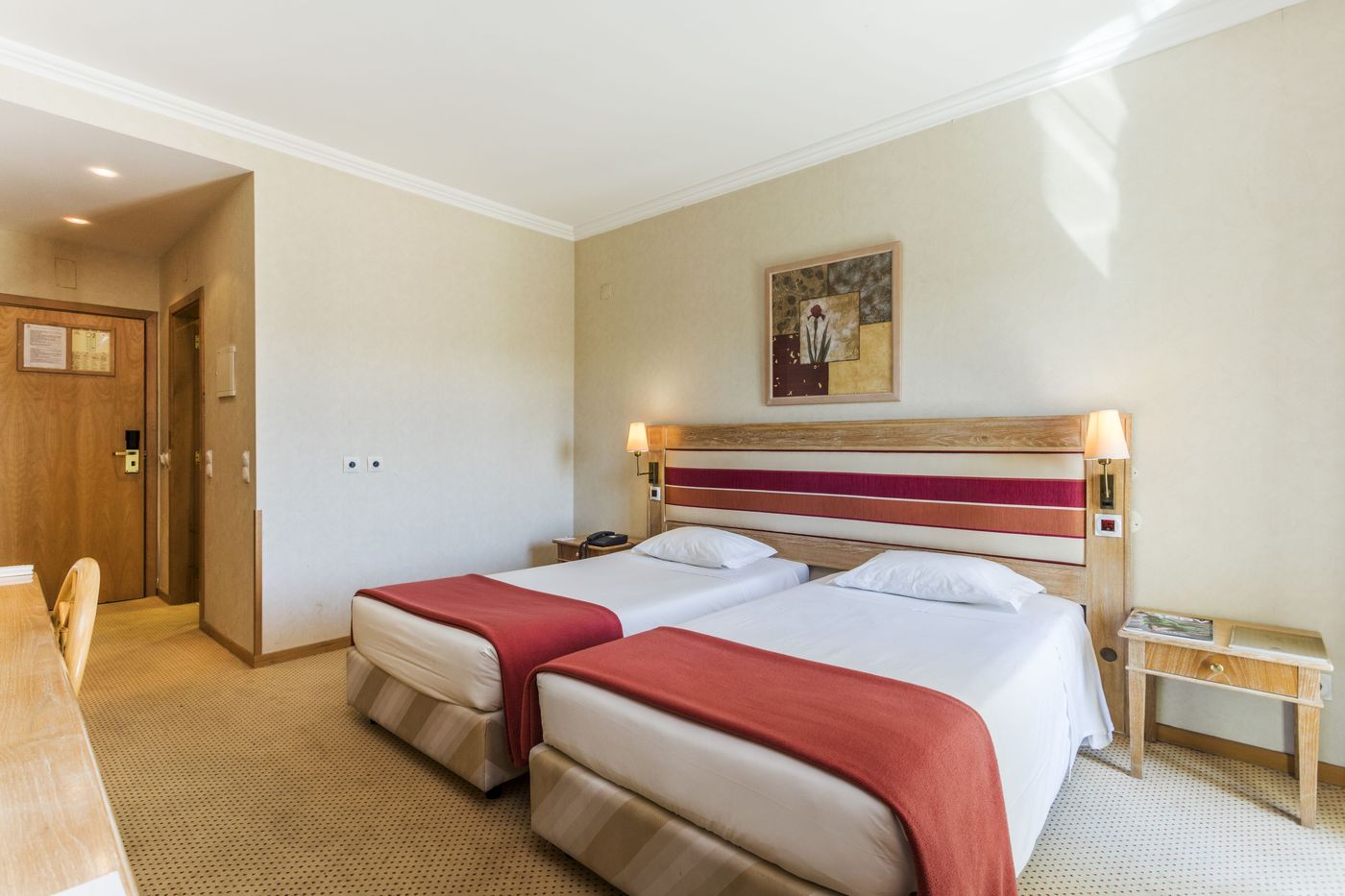 Riviera-Hotel-Carcavelos-Room-30