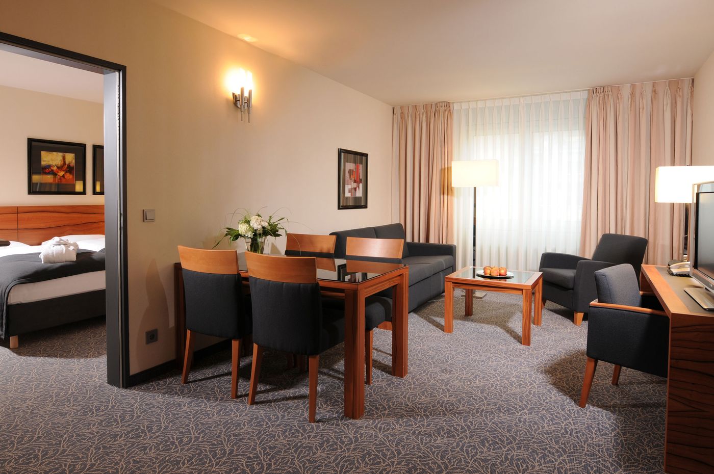 Maritim-Hotel-Munchen-Room-4