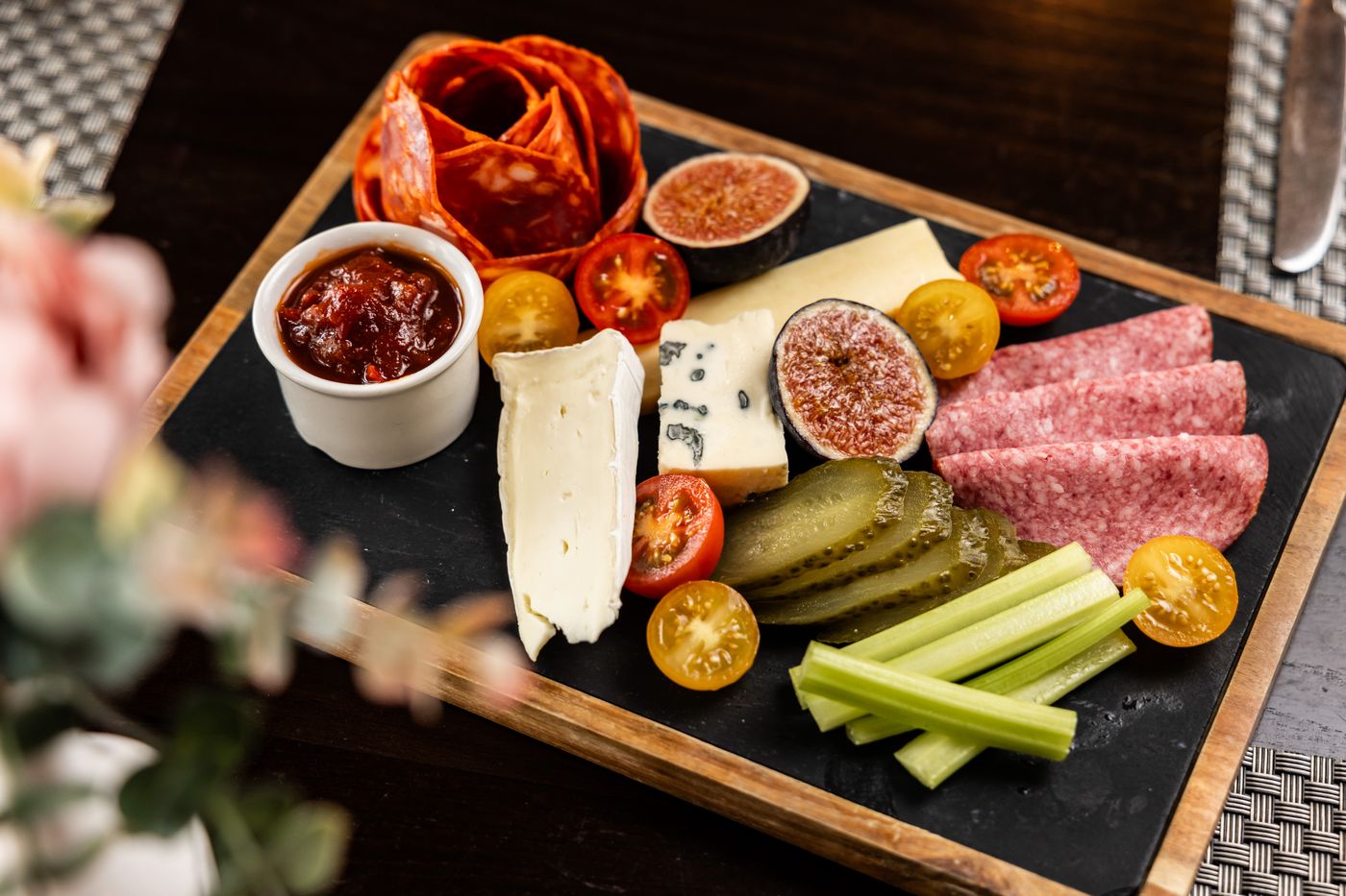 Norfolk-Lodge-Bar-31