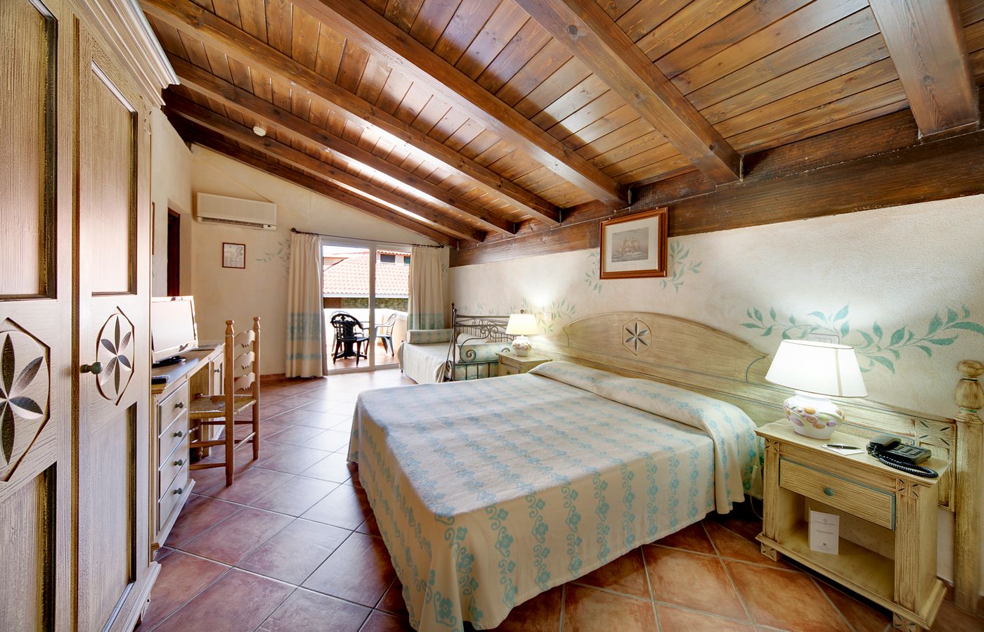Colonna-Beach-Hotel---Residence-Room-22