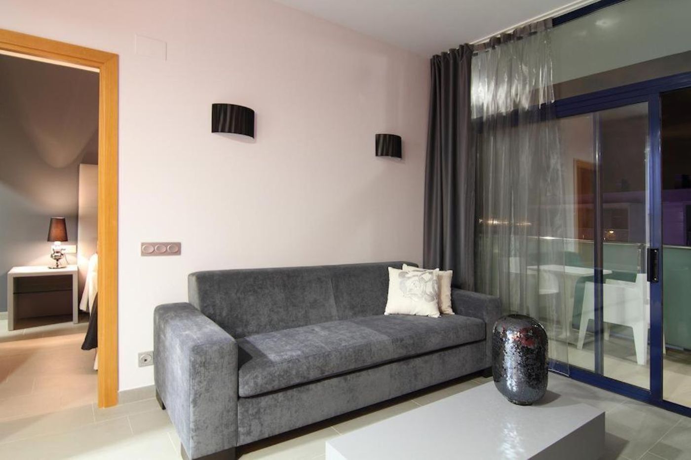 Four-Elements-Suites-Room-24