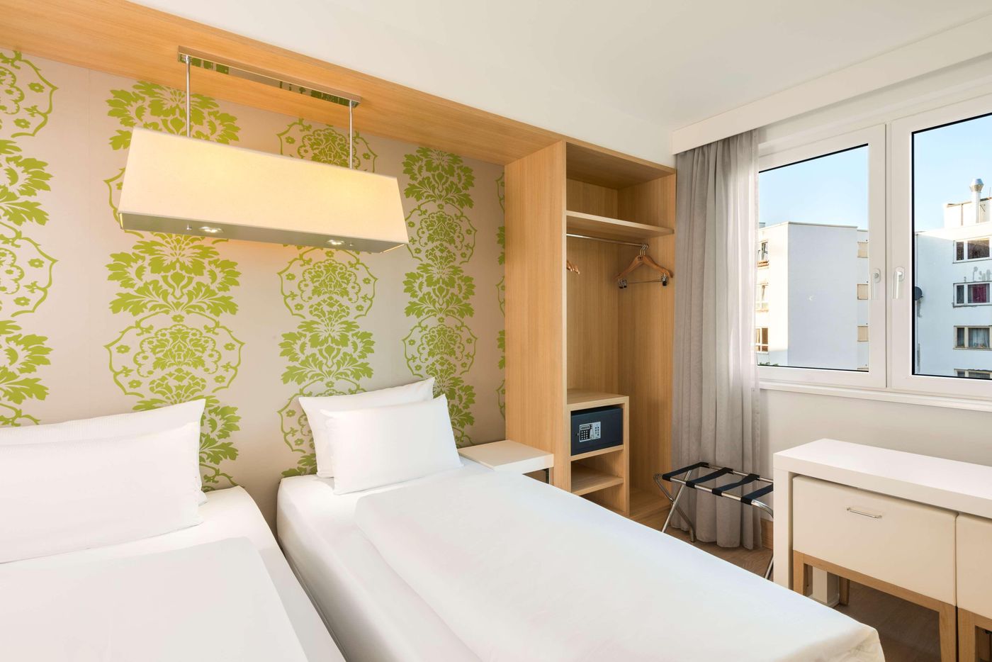 NH-Berlin-Potsdamer-Platz-Room-6