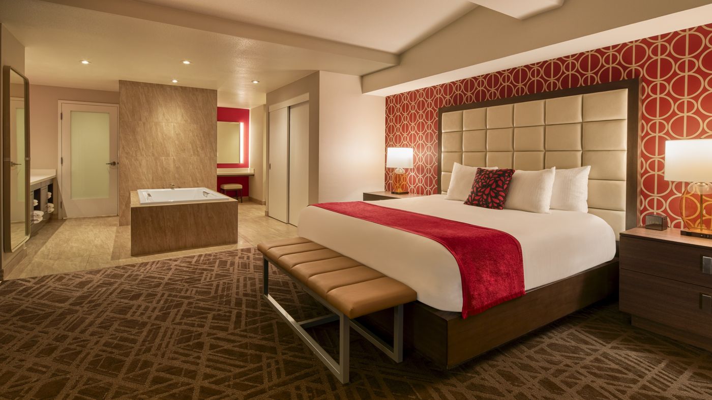 Horseshoe-Las-Vegas-Room-7