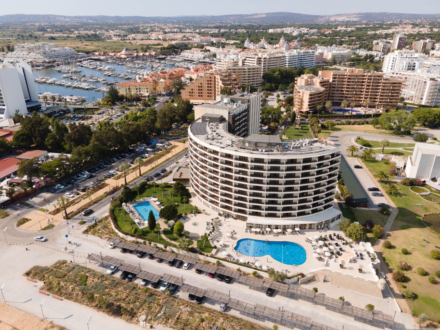 Vila-Gale-Ampalius-General-view-11