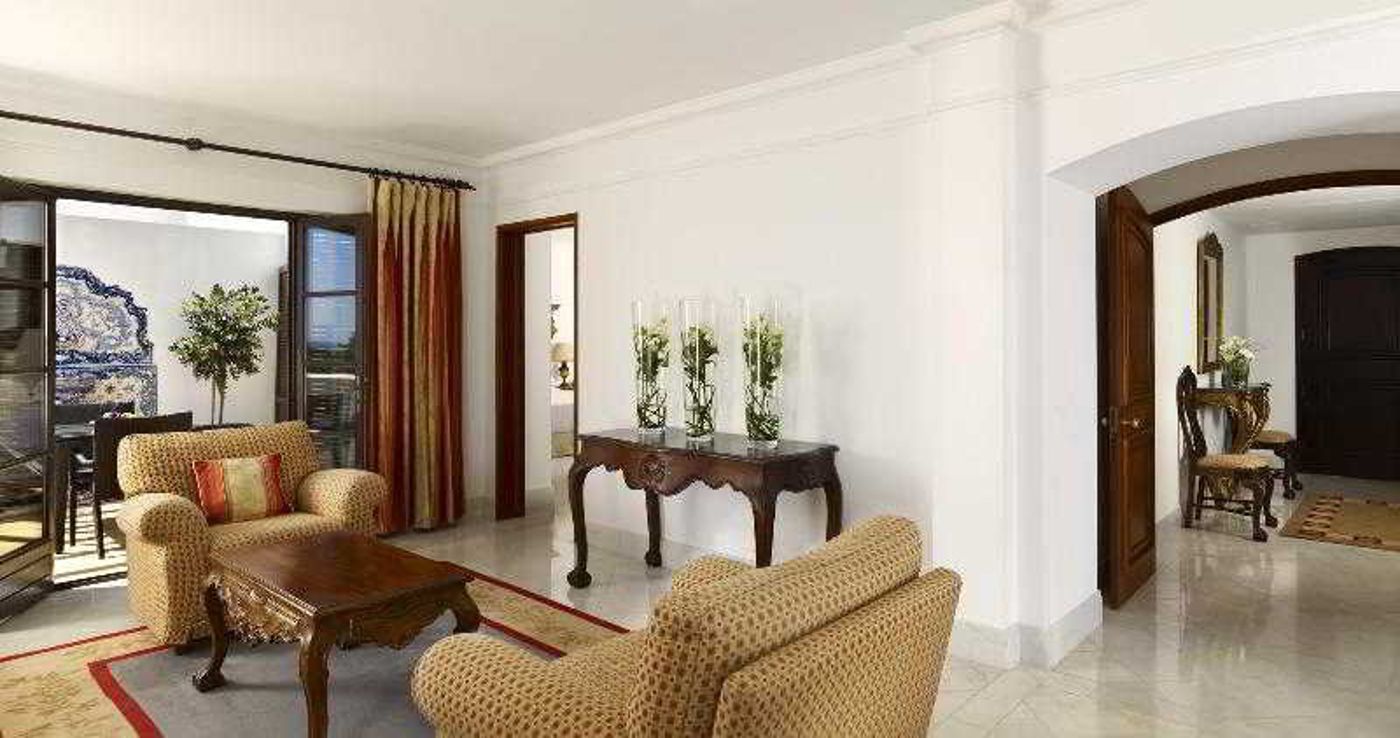 Pine-Cliffs-Hotel--a-Luxury-Collection-Resort-Room-60