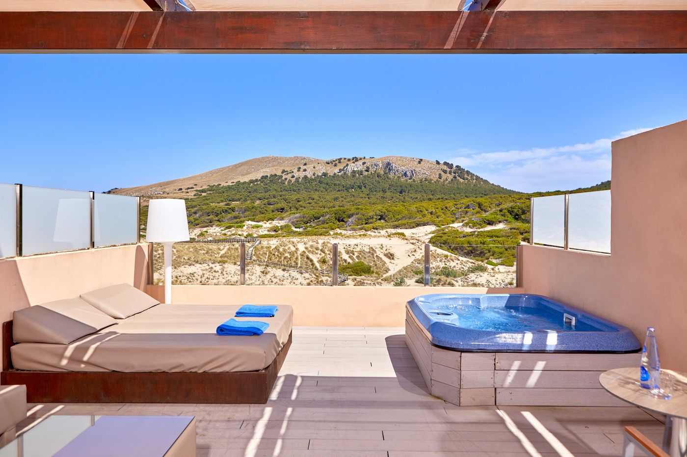 Zafiro Cala Mesquida