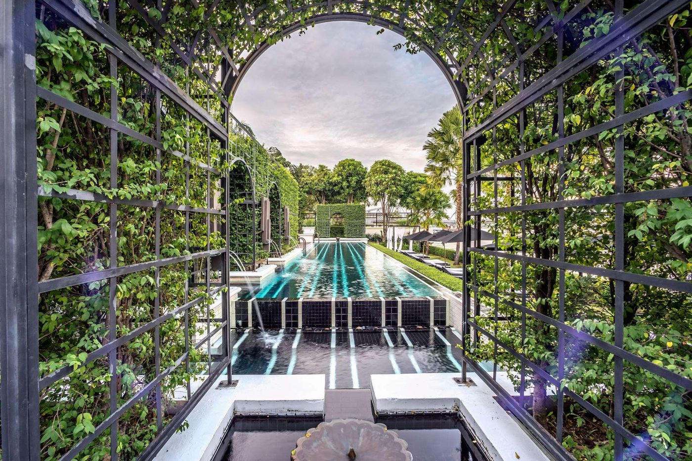 The-Siam-Hotel-Bangkok-Pool-89