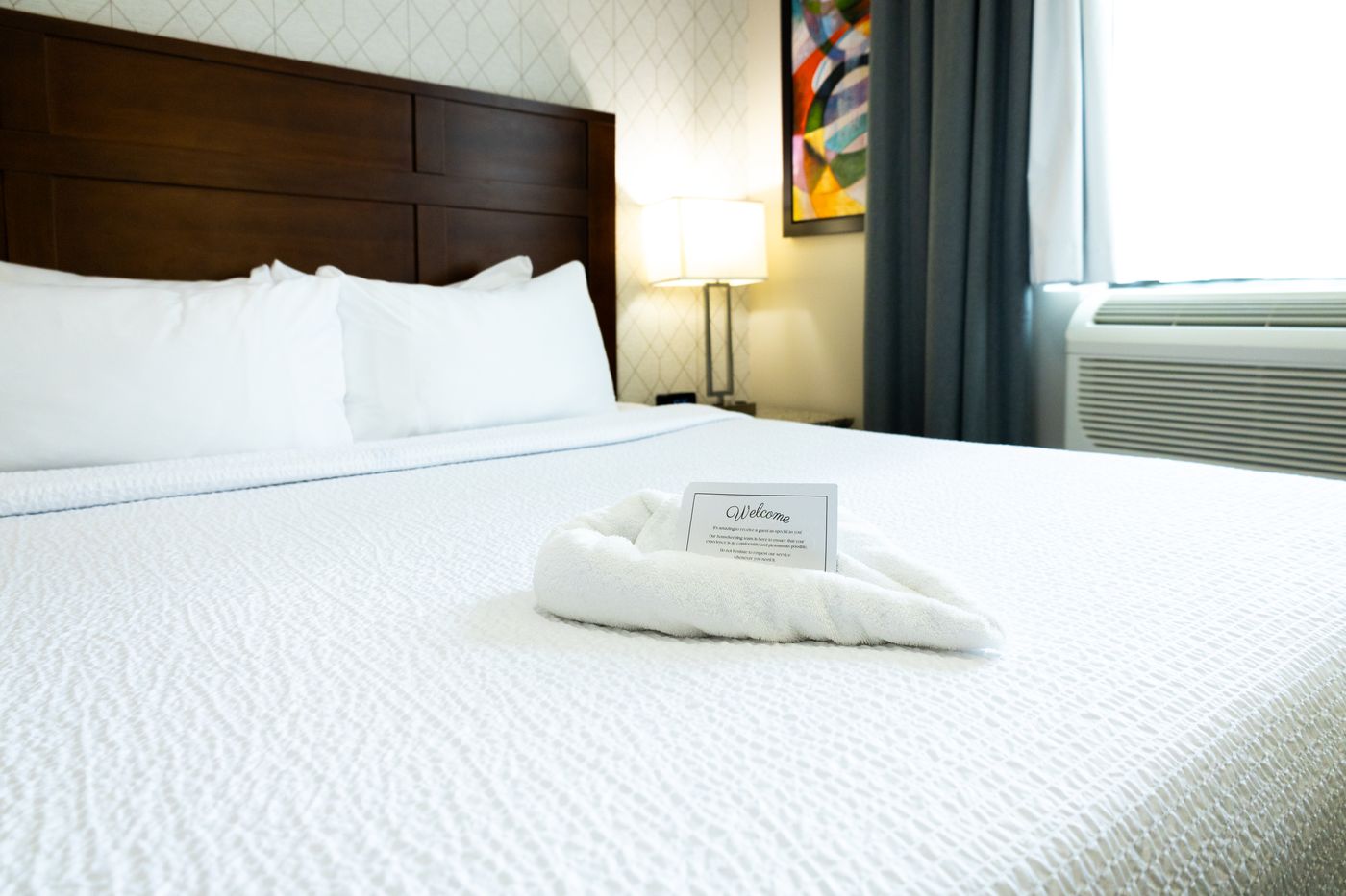 Quality-Inn---Suites-Downtown-Vancouver-Room-22