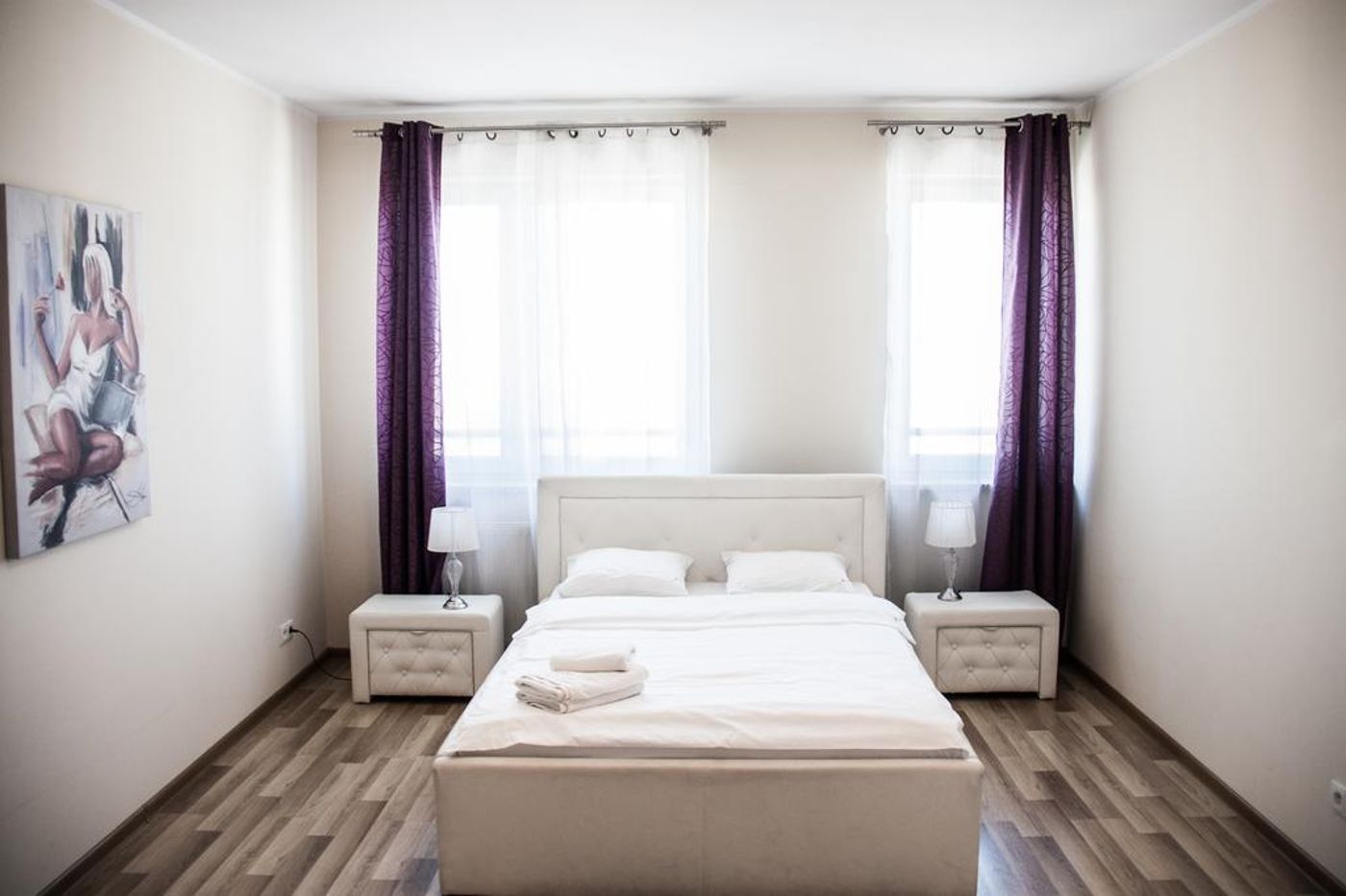Senator-Warsaw-Apartments-Room-32