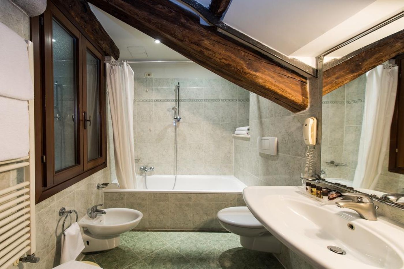 Palazzo-Priuli-Hotel-Room-40