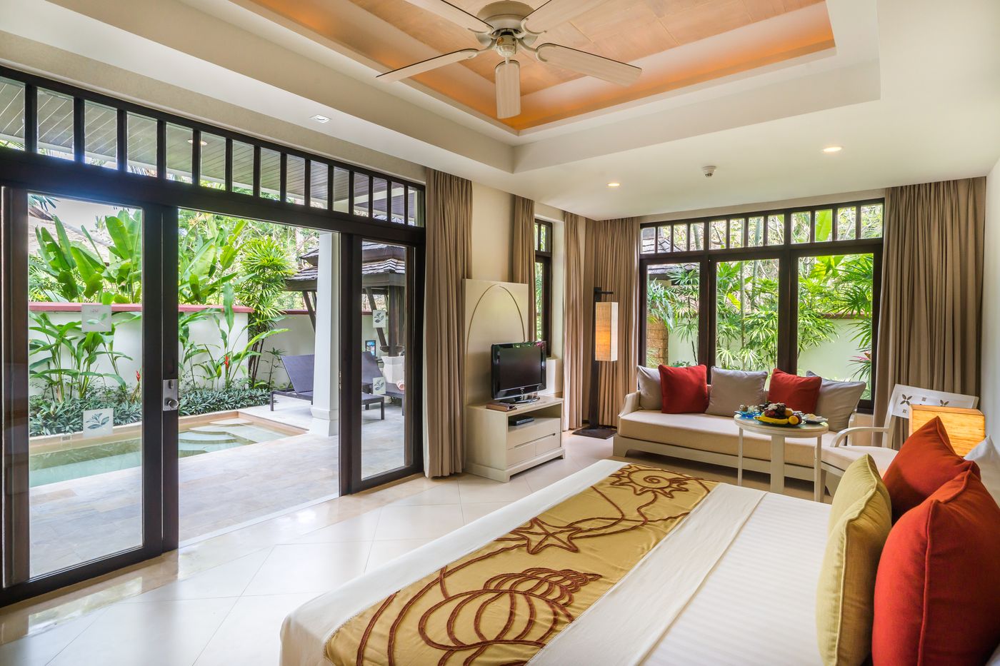 Melati-Beach-Resort-and-Spa-Room-32