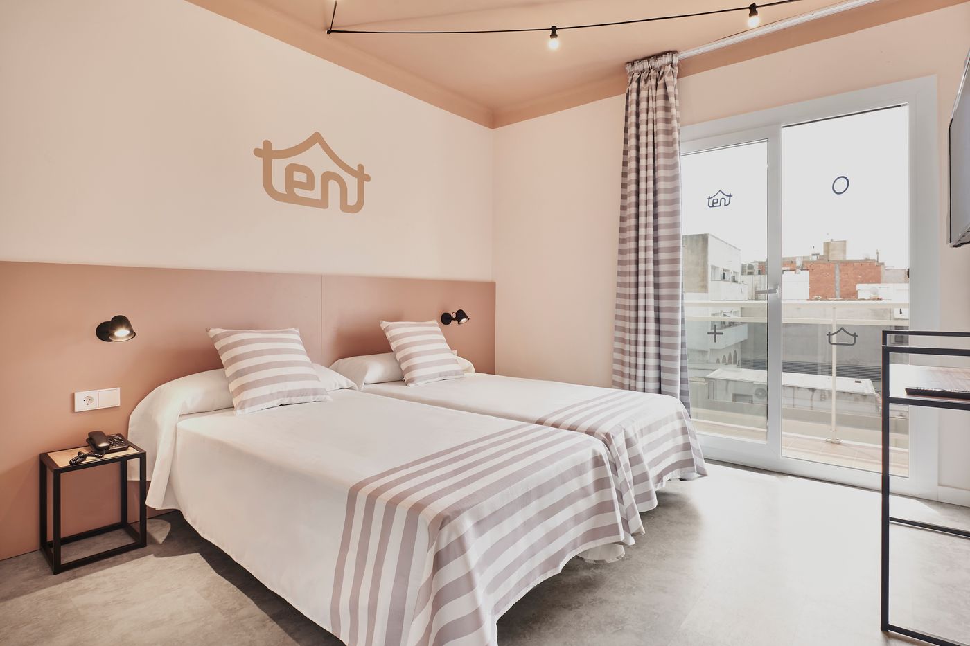 12.06.25 Tent Lloret de Mar