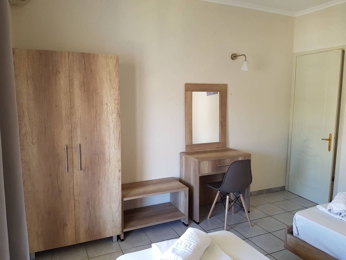 Cavo-D-Oro-Complex-Room-39