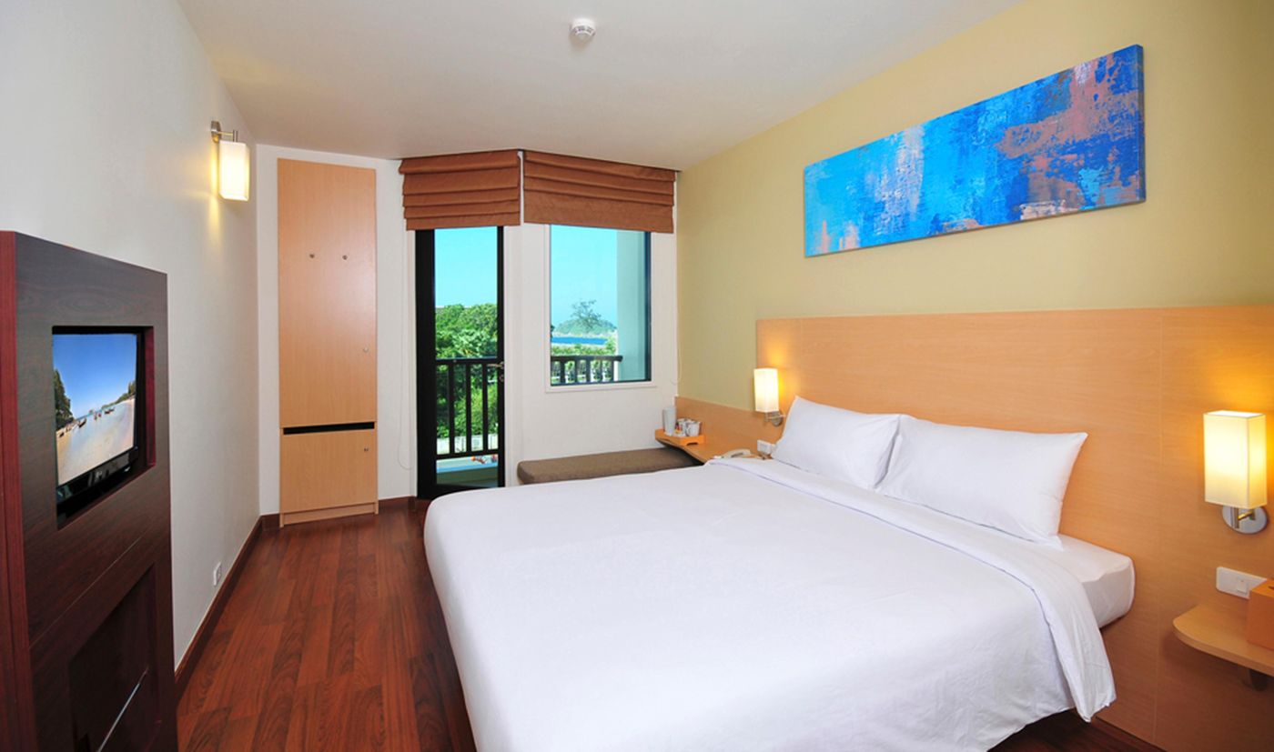 ibis-Phuket-Kata-Room-19