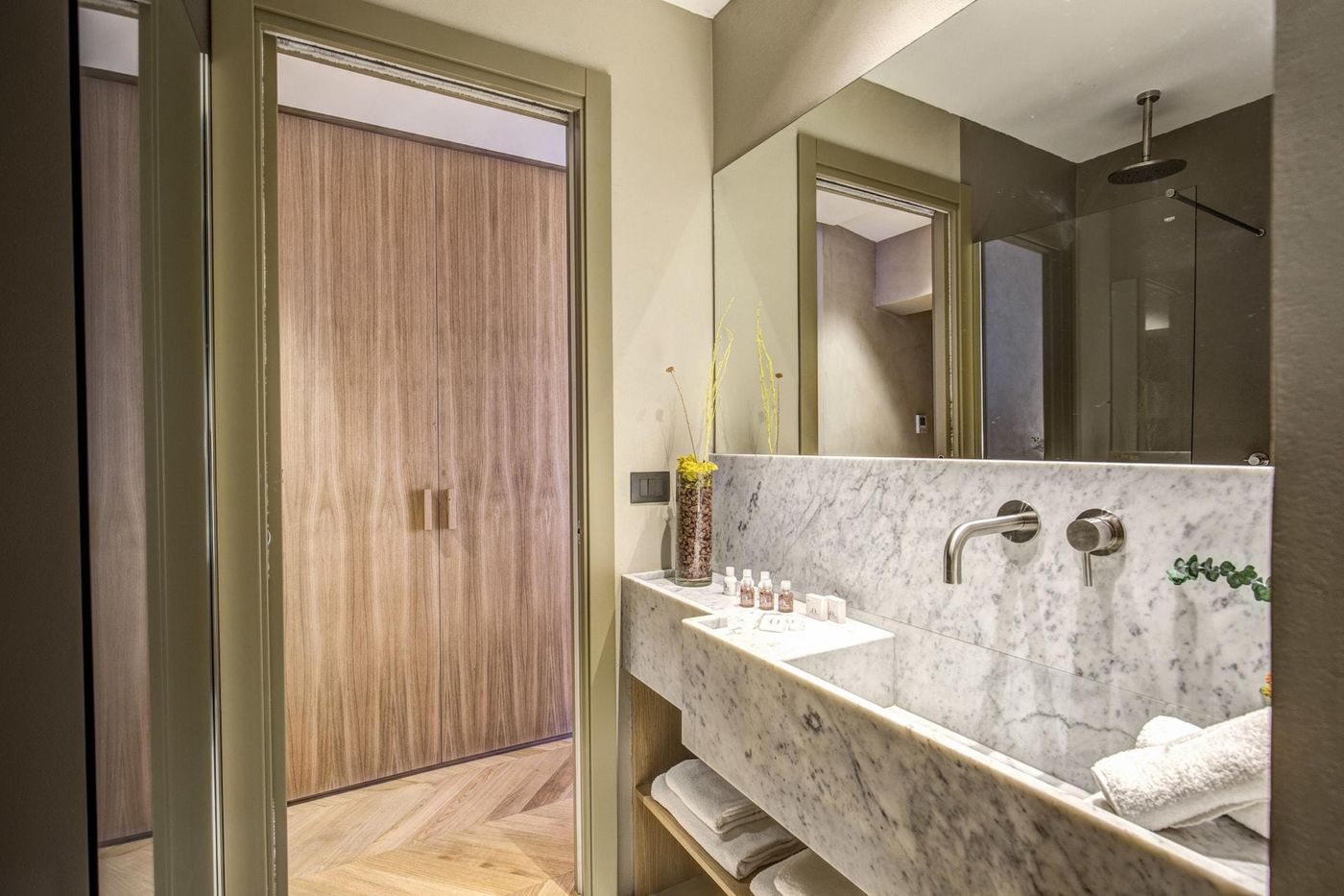 G55-Design-Hotel-Room-24