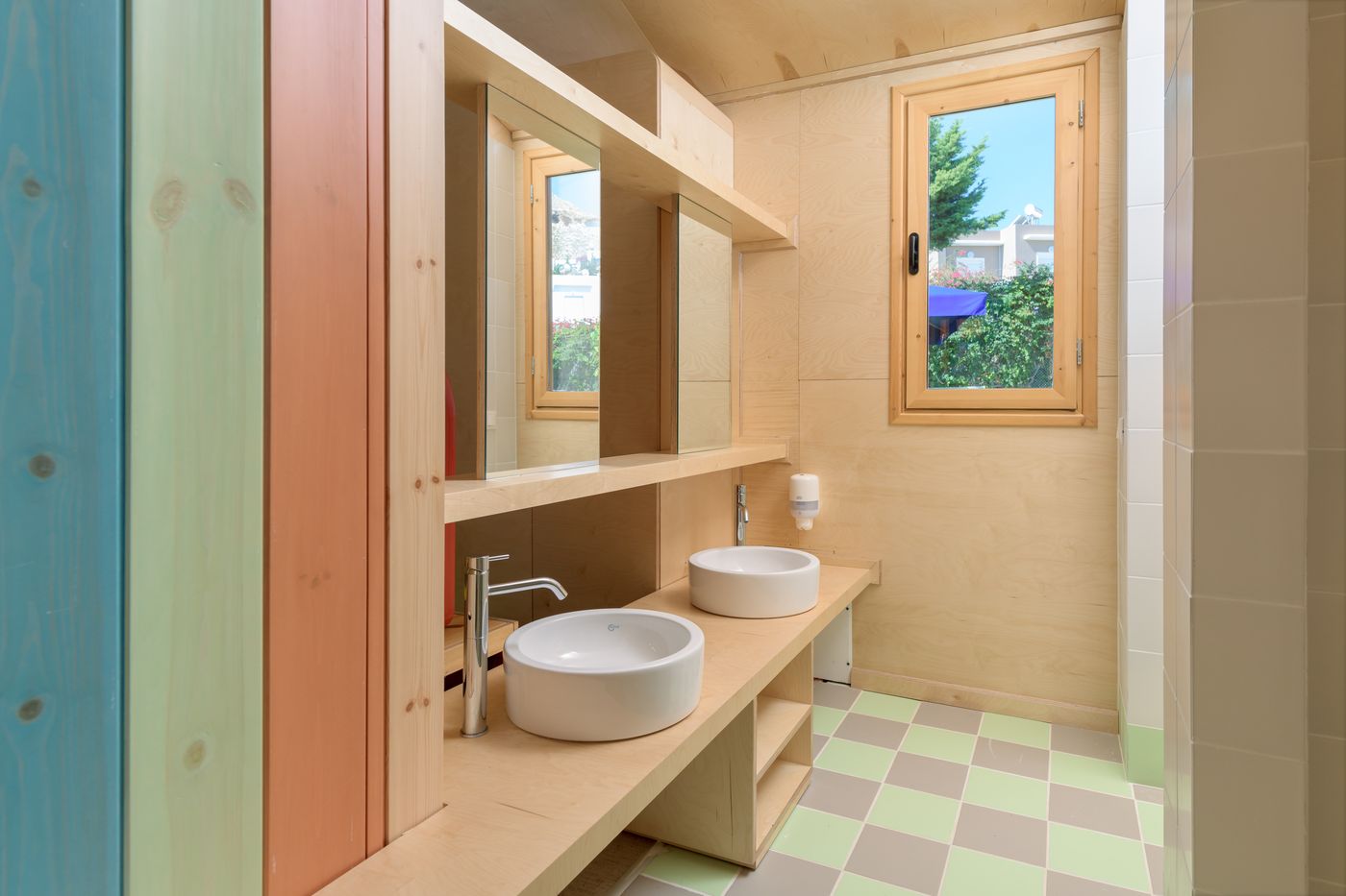 Porto-Angeli-Sports-and-Entertainment-43