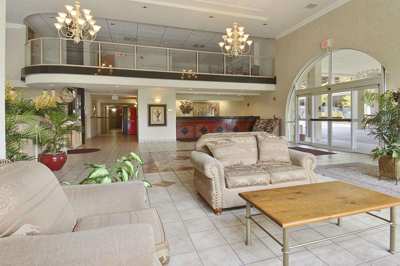 Ramada by Wyndham SeaTac Airport-United States-SEATAC-Lobby-7