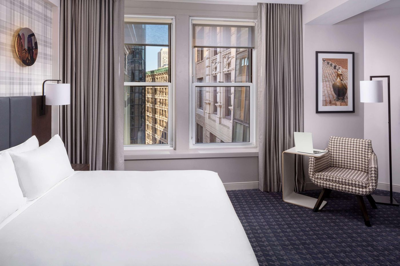 Hyatt-Centric-Faneuil-Hall-Boston-Room-9