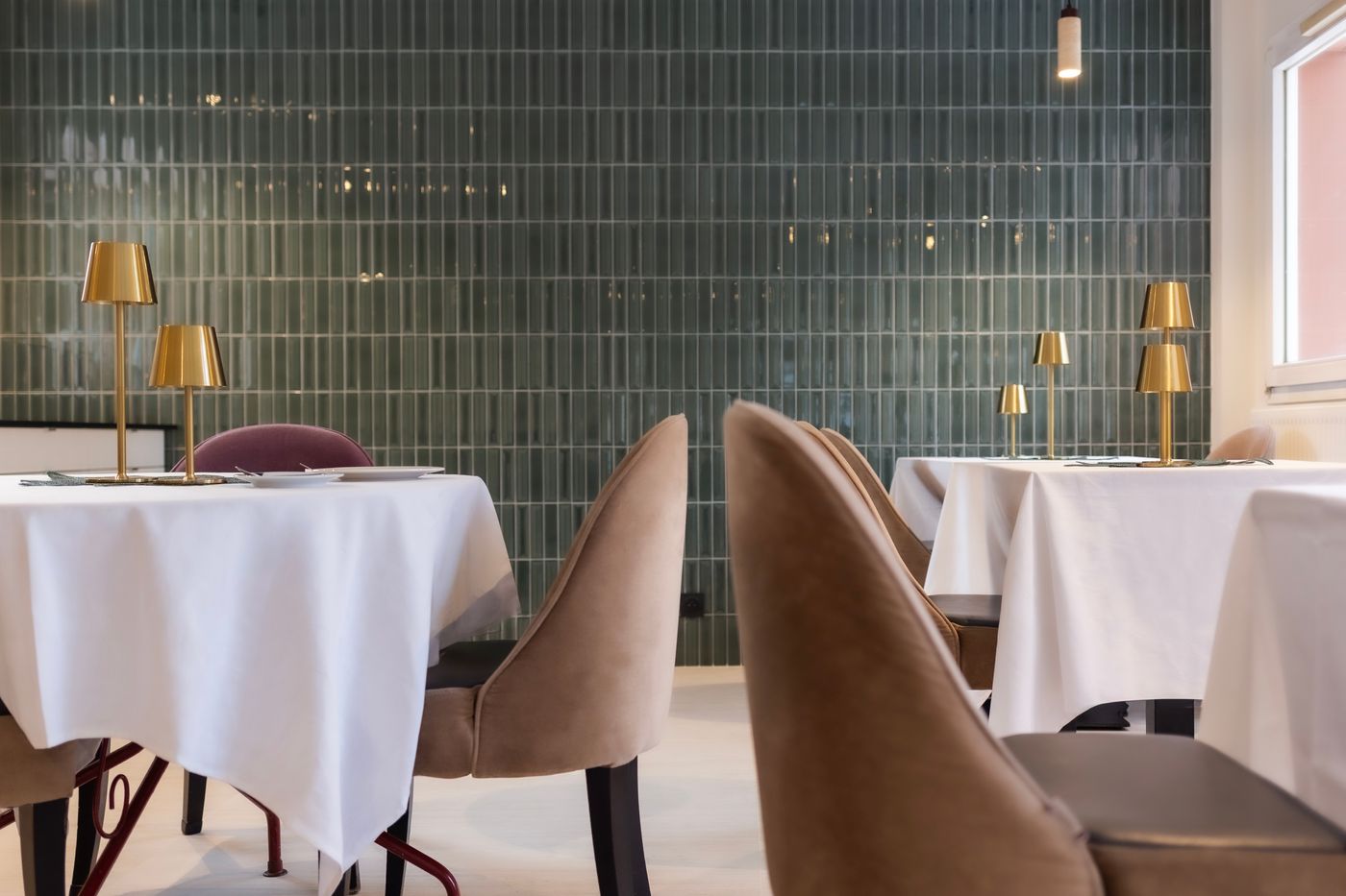 Hotel-Cinepole-Restaurant-9