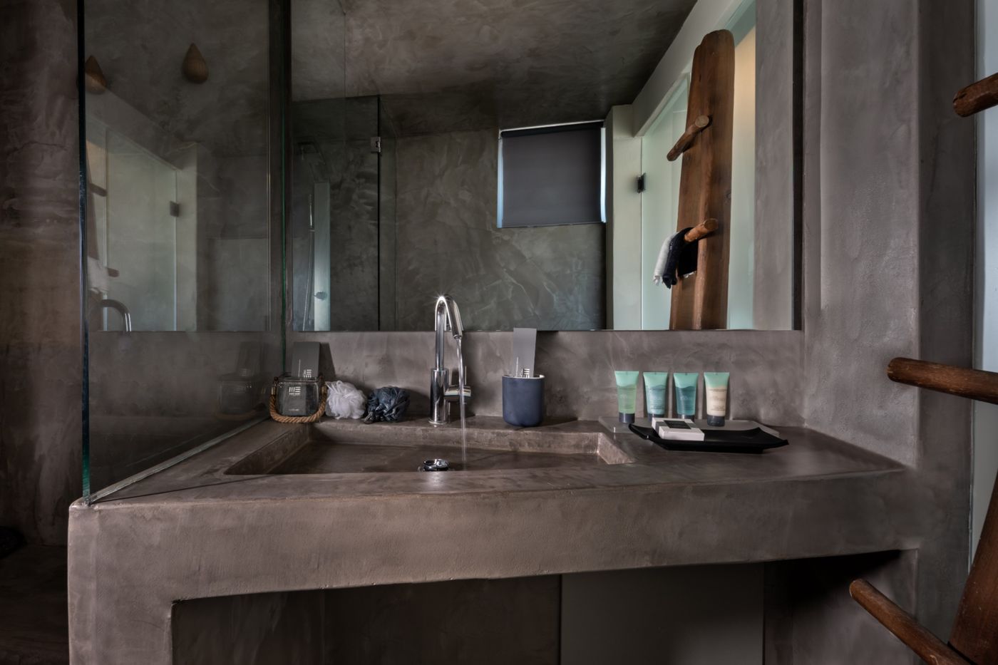 West-East-Suites-Room-61