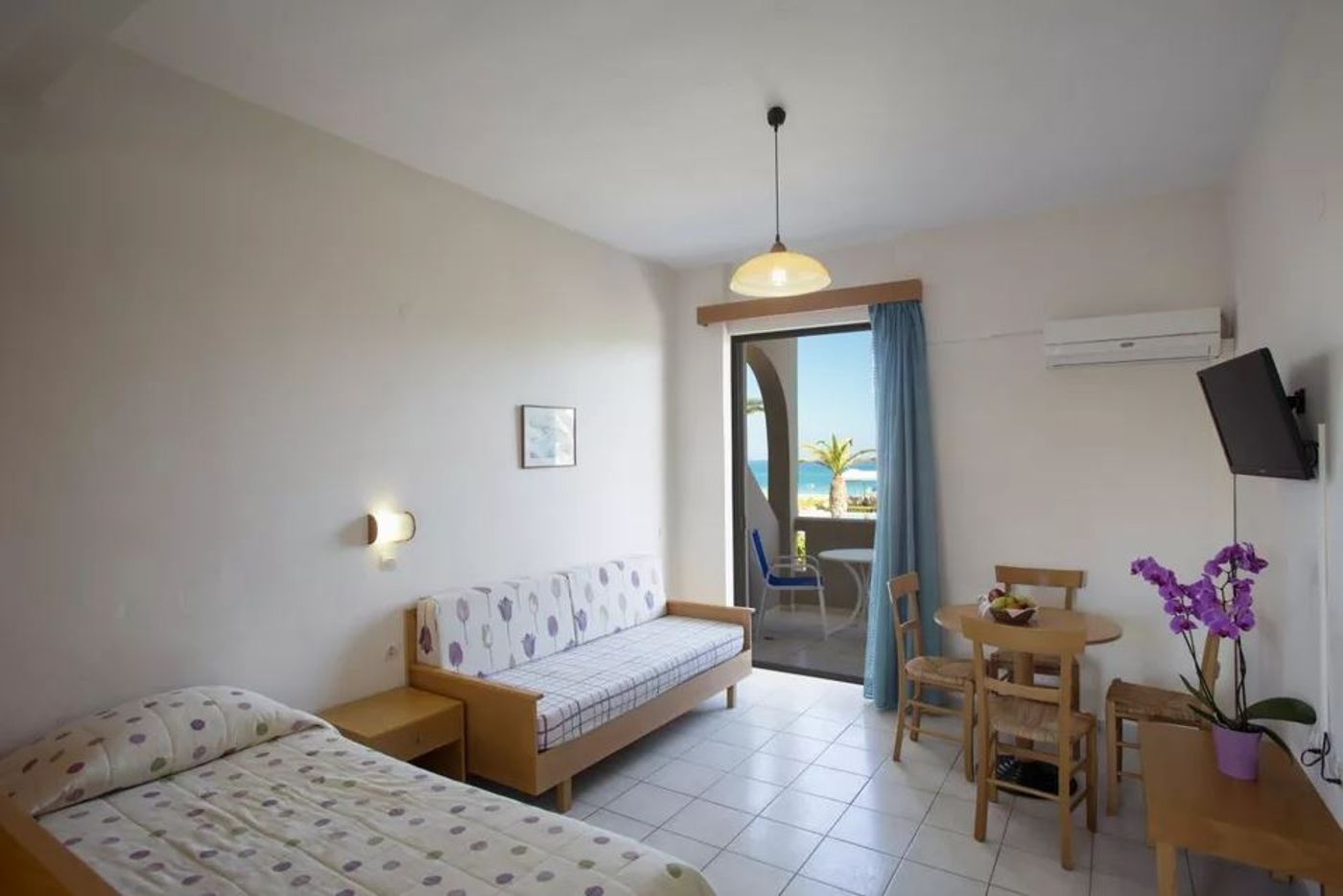 Marinos Beach Apartments