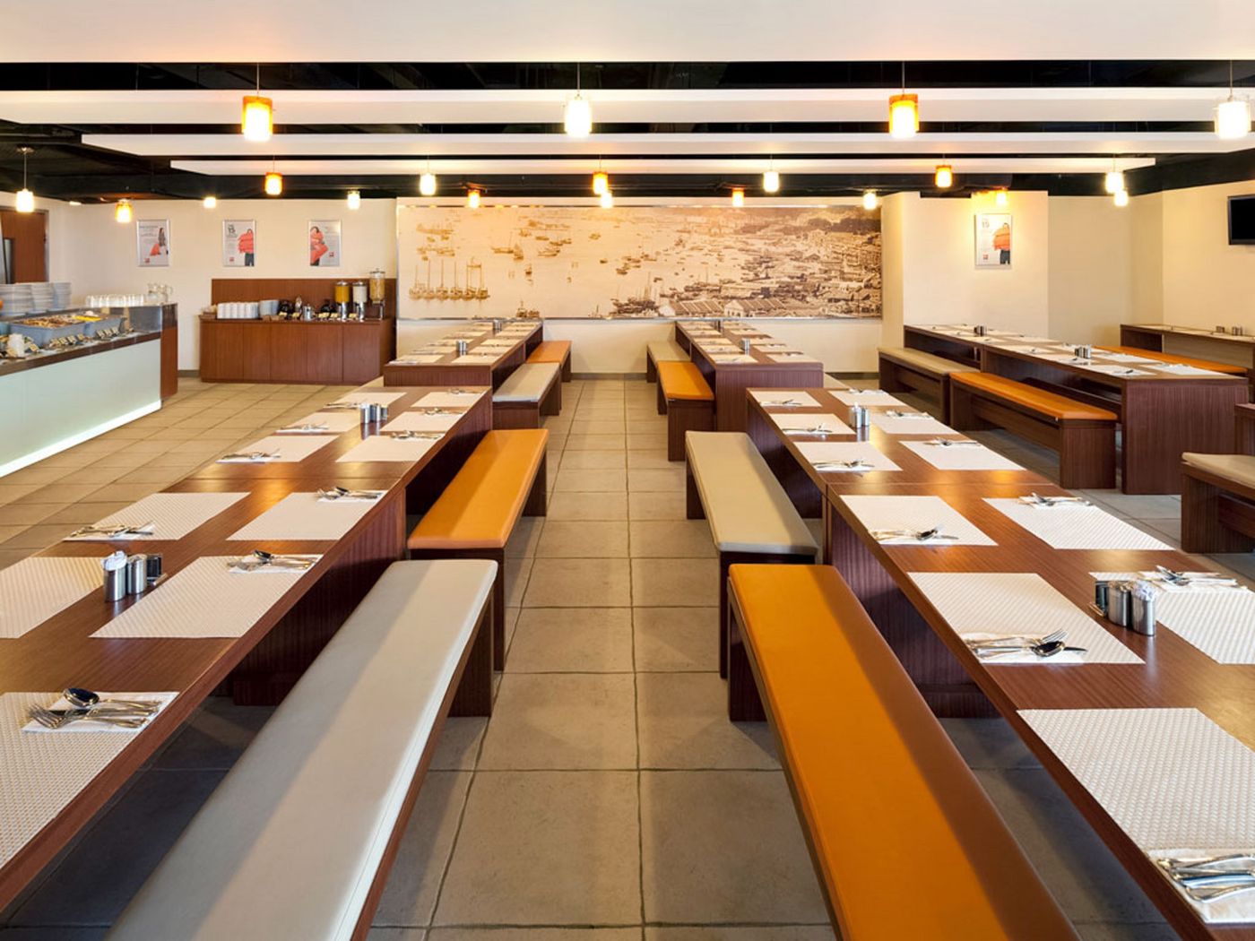 ibis-Hong-Kong-North-Point-Restaurant-15