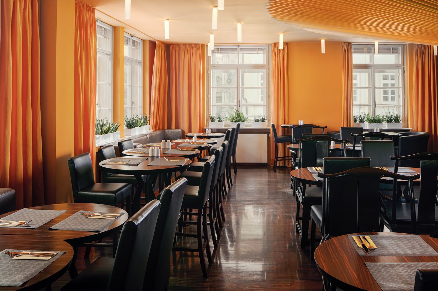 Perla-Hotel-Prague-Restaurant-28