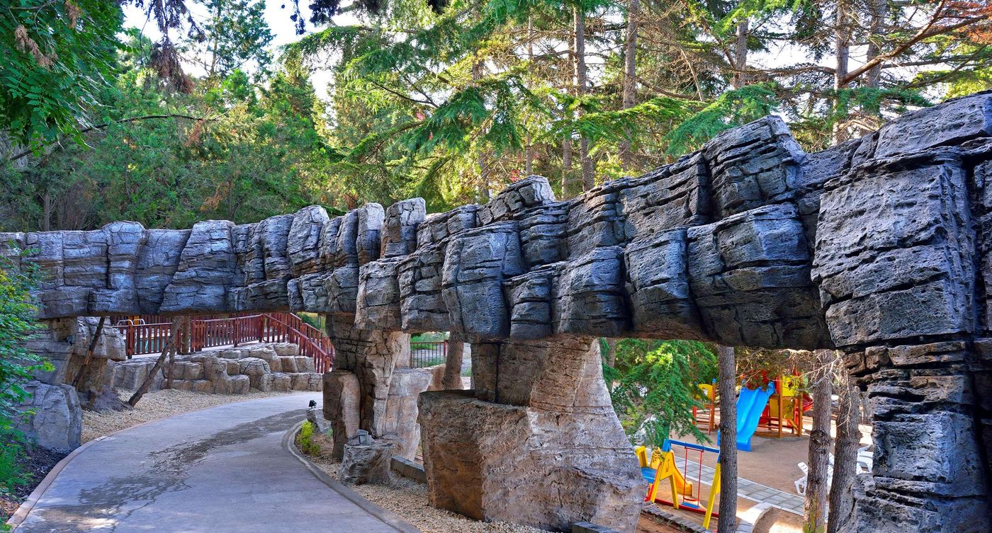 Sol-Nessebar-Resort--Bay-and-Mare--Sports-and-Entertainment-19