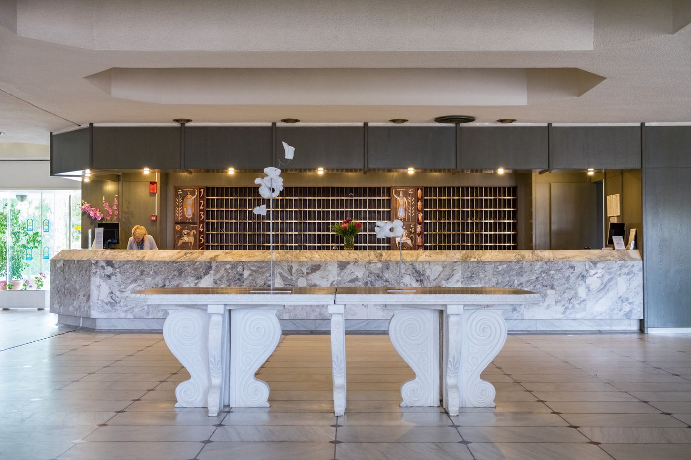 Pallini-Beach-Lobby-37