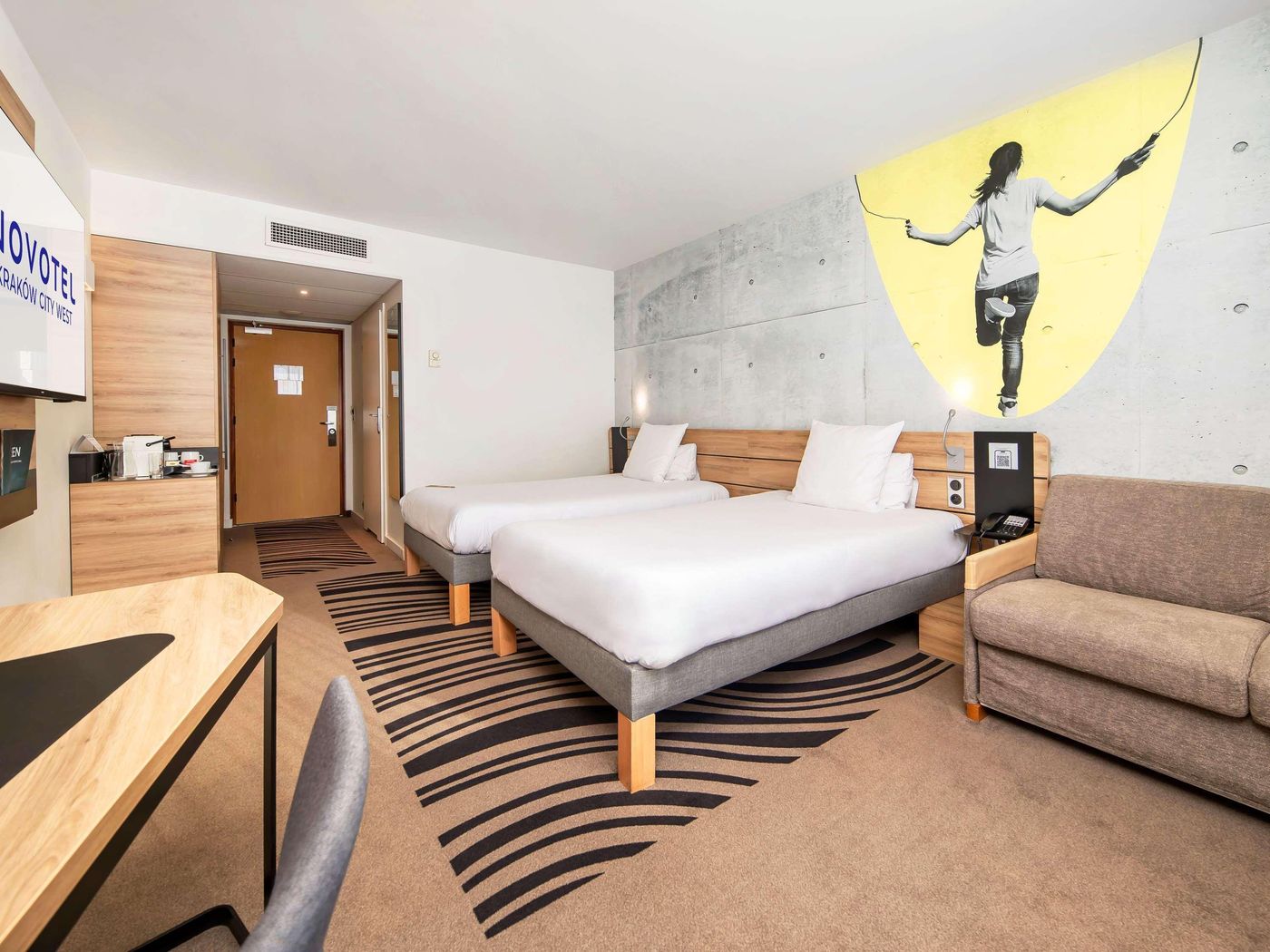 Novotel-Krakow-City-West-Room-54