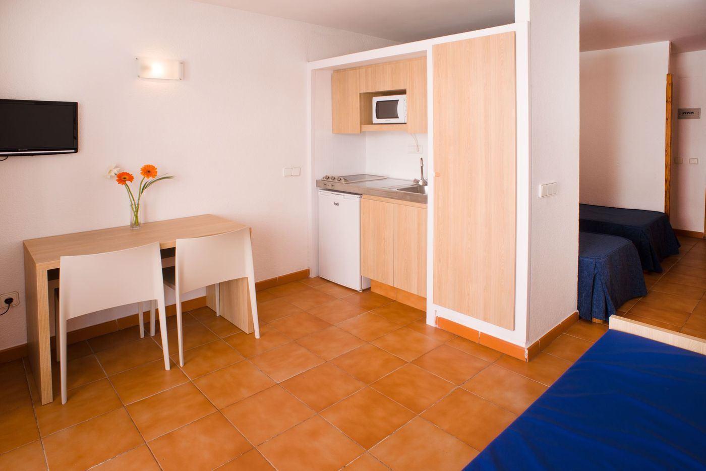 Central Park Apartments - Adults Only