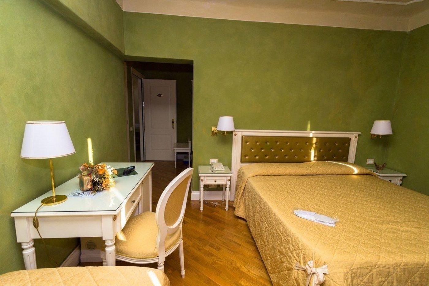 Hotel-Gennarino-Room-23