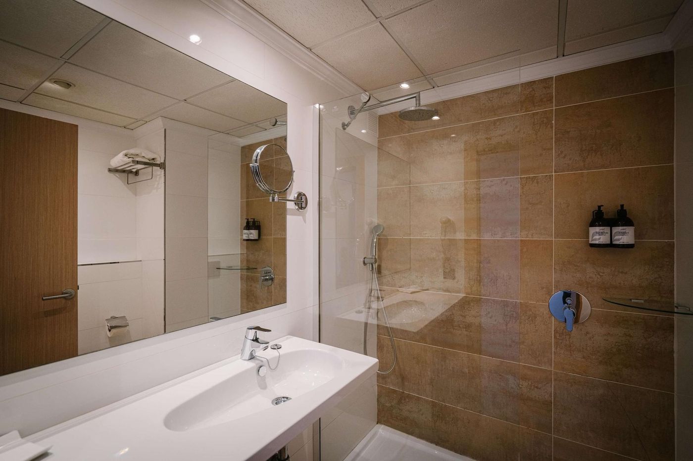 THB-Los-Molinos-Class-Room-37