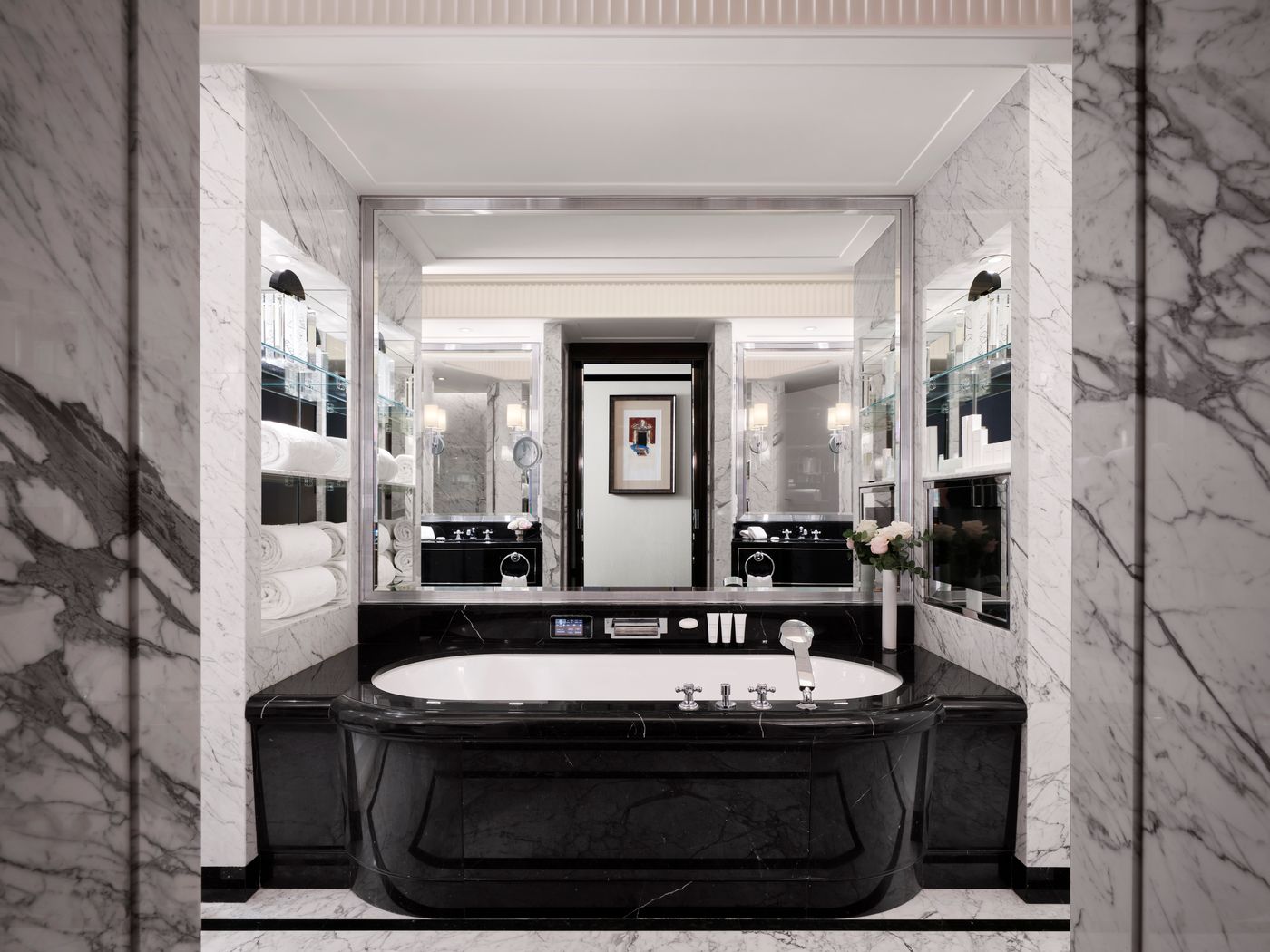 The-Peninsula-Paris-Room-42