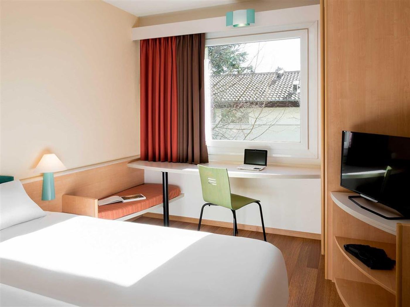 Ibis-Geneve-Aeroport-Room-24