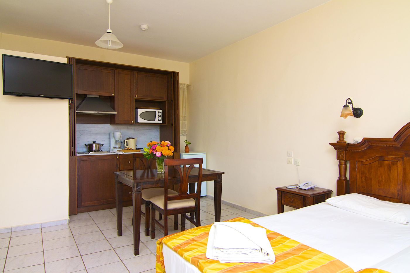 Trefon-Hotel-Apartments-Room-32