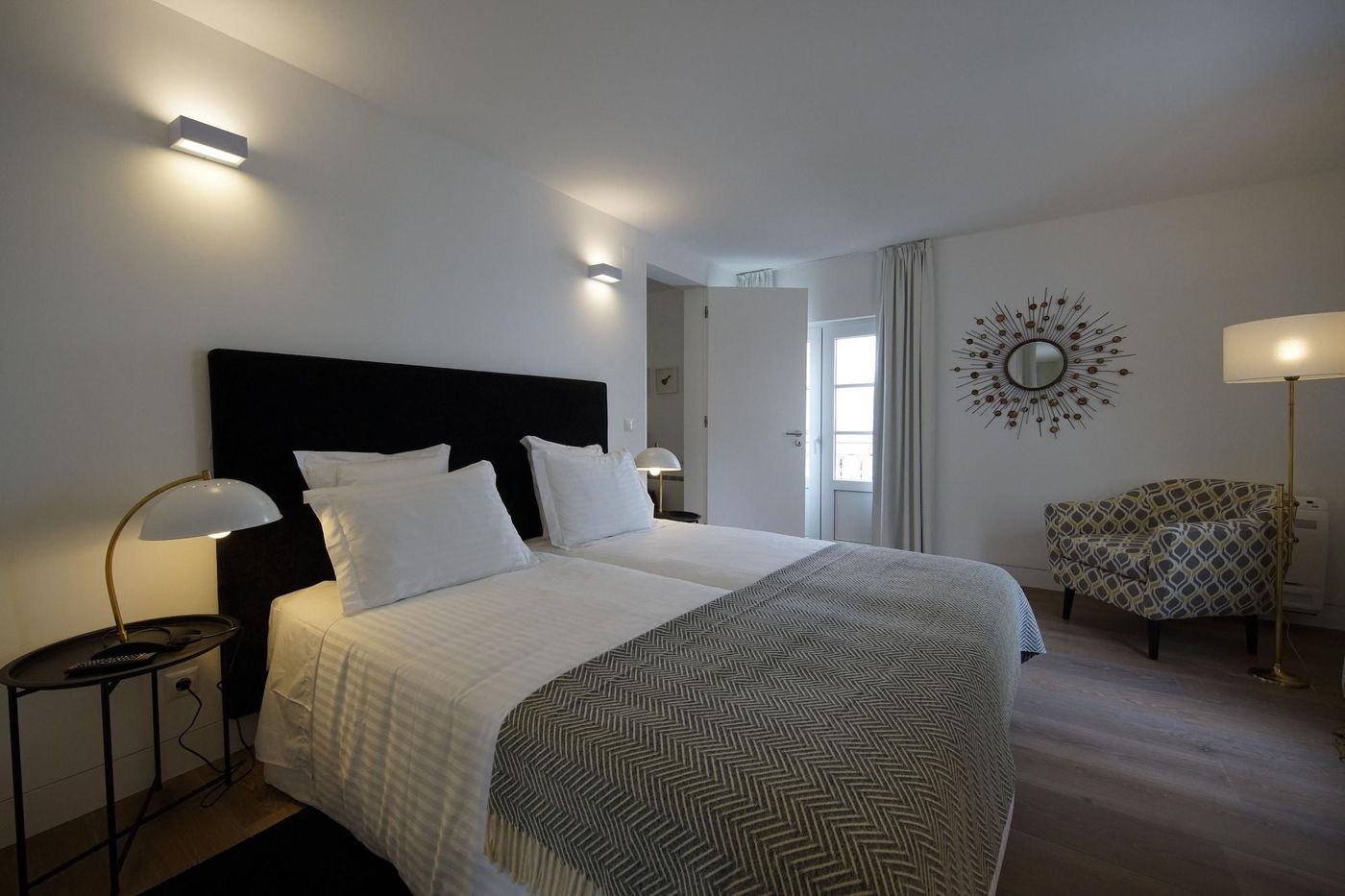 Alma-Moura-Residences-Room-12