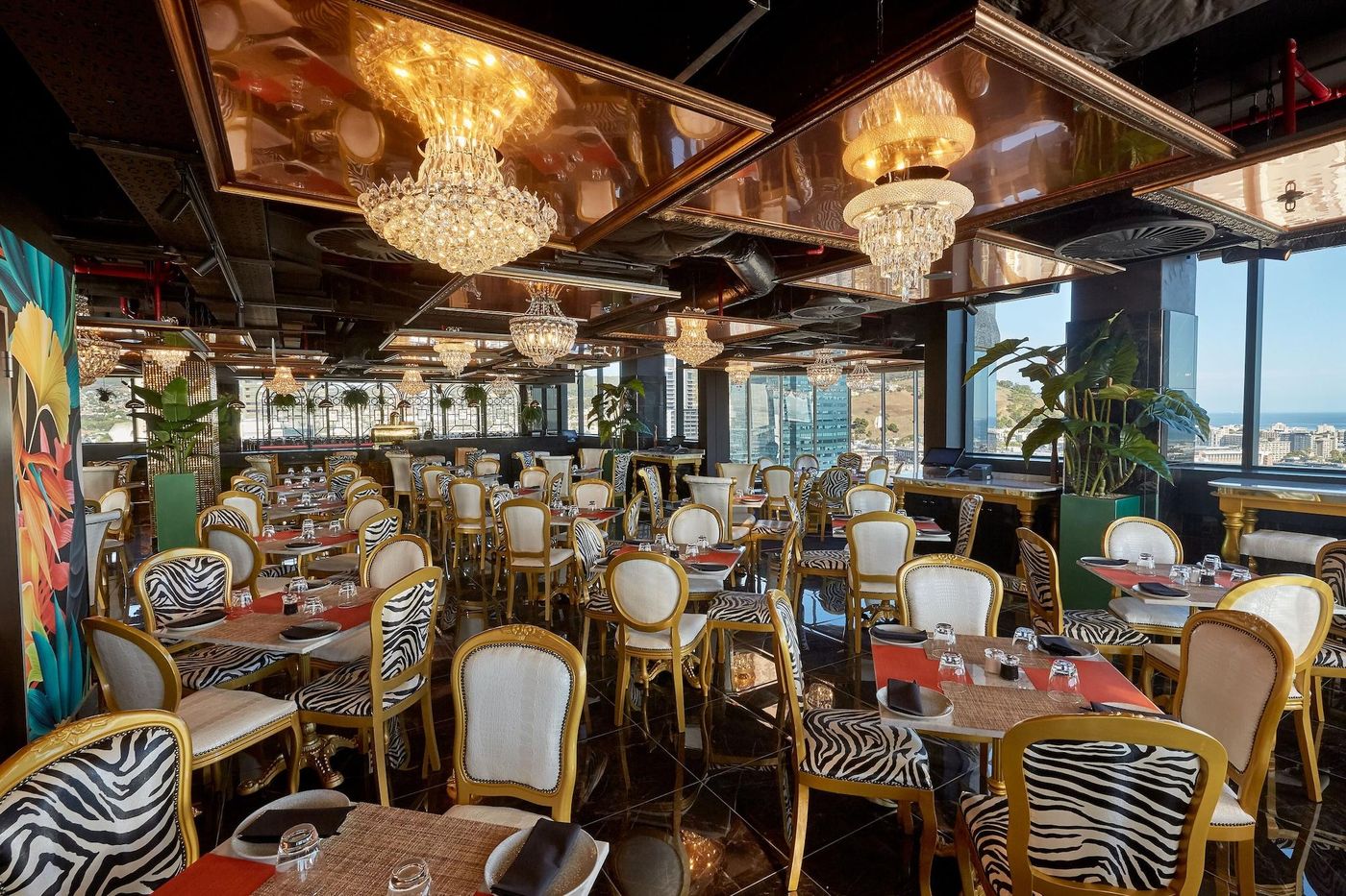 Hotel-Sky-Cape-Town-Restaurant-2