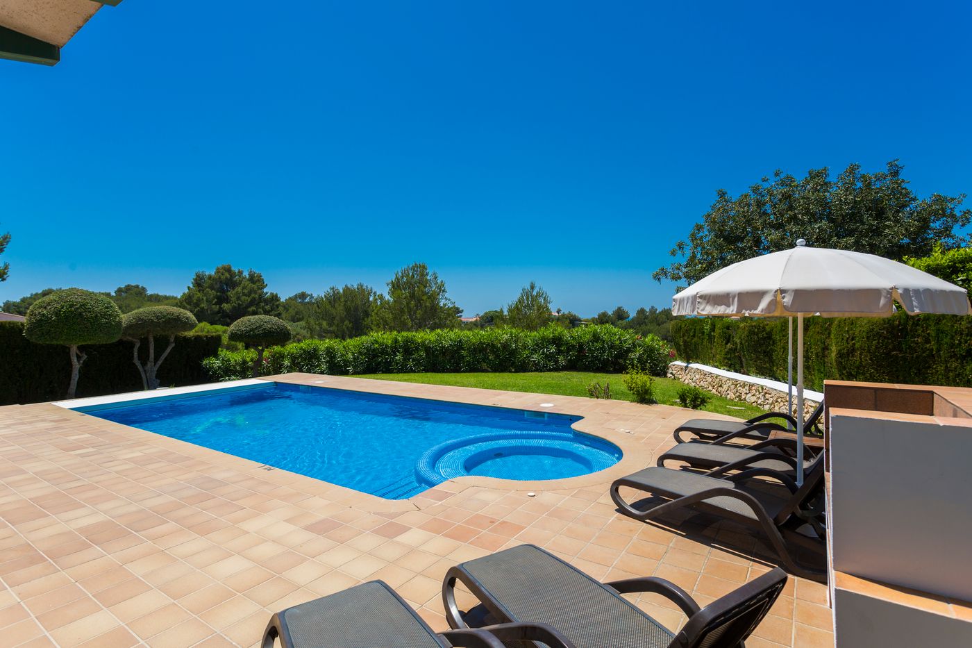 Villas-Finesse-Pool-13