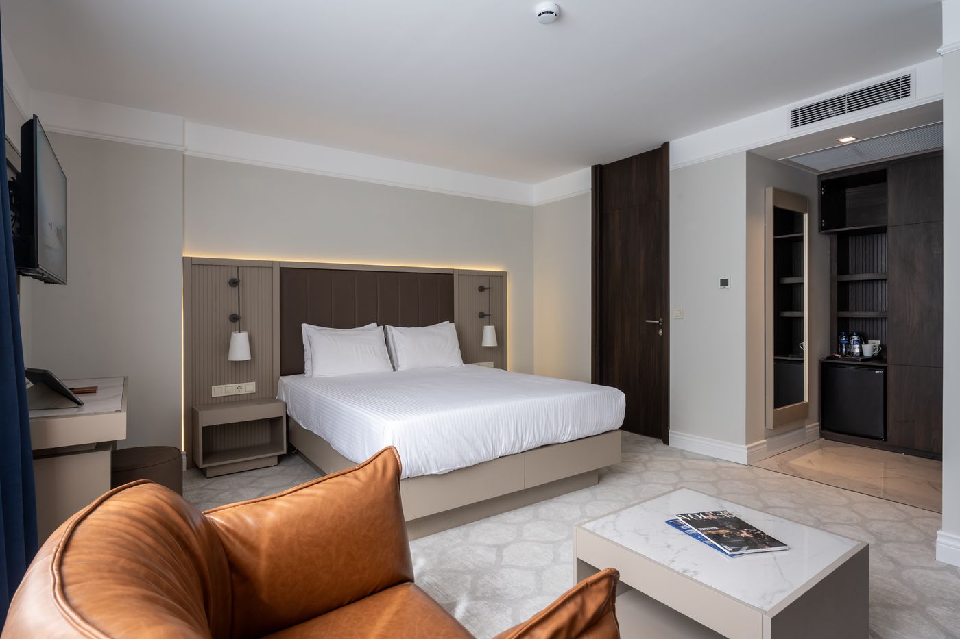 Noble-Pangalti-Room-5