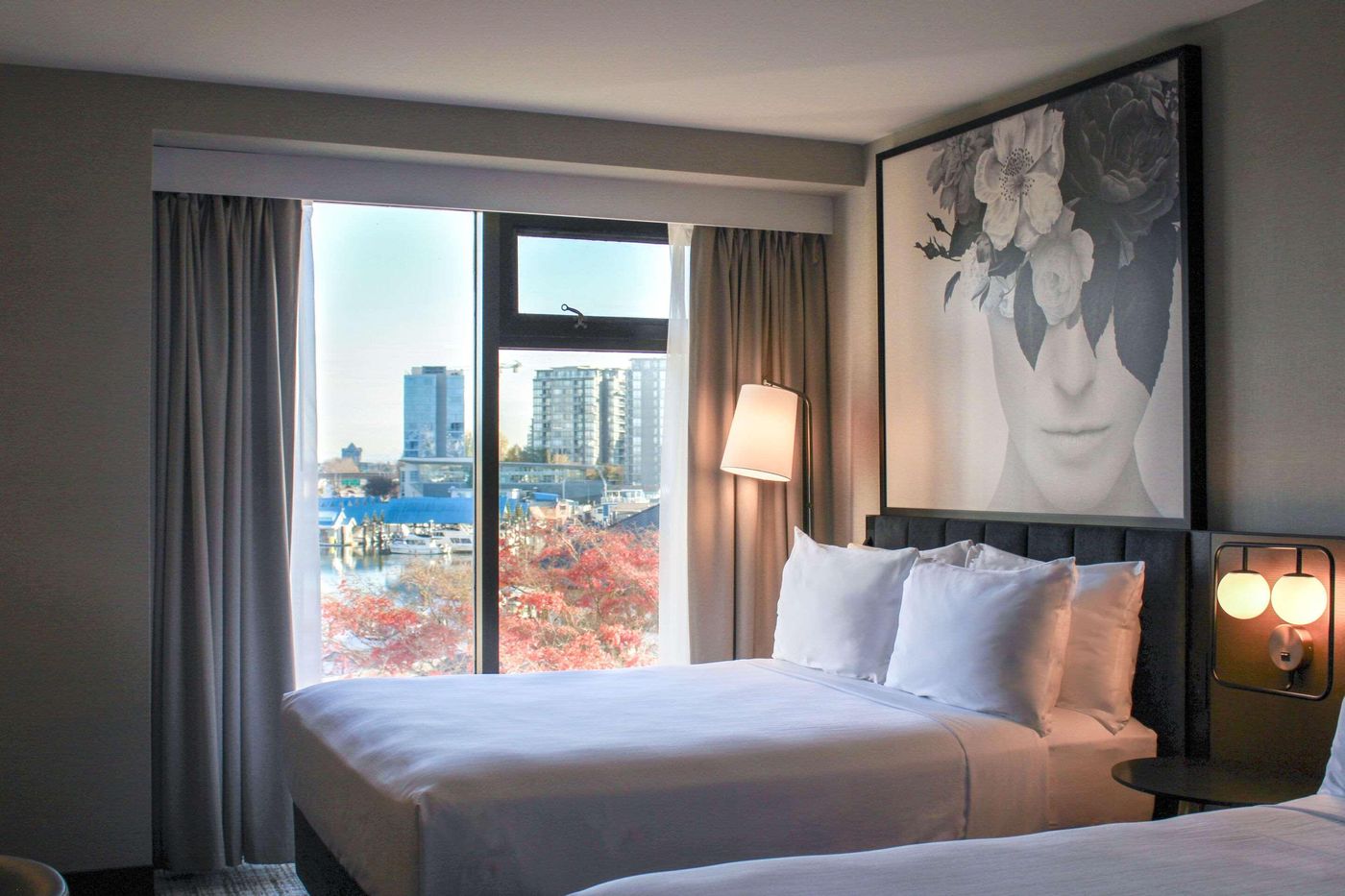 Radisson-Blu-Vancouver-Airport-Room-24