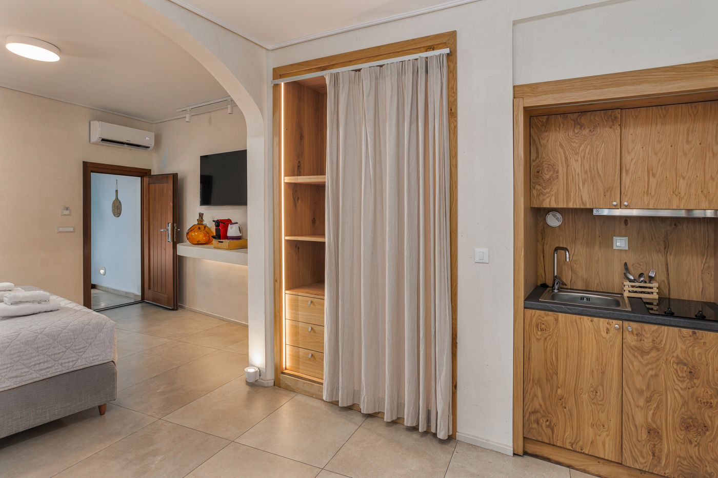 Edem-Garden-Residence-Room-21